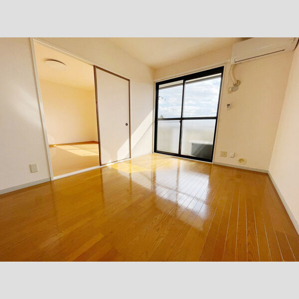 その他 (洋室・南西)