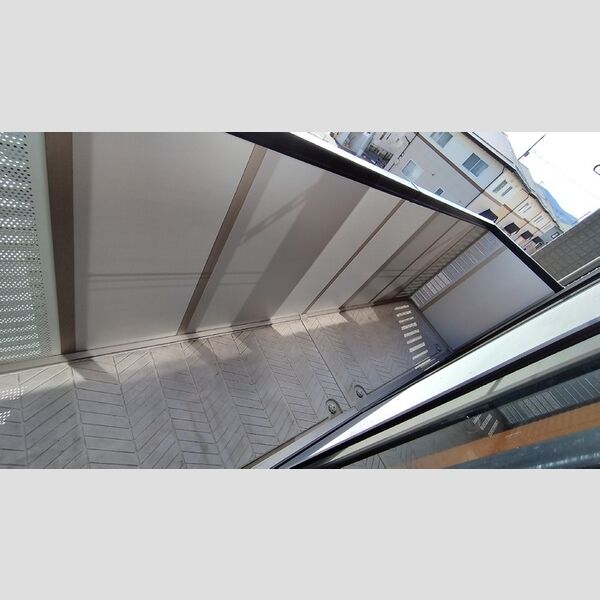 バルコニー・ベランダ (バルコニー)