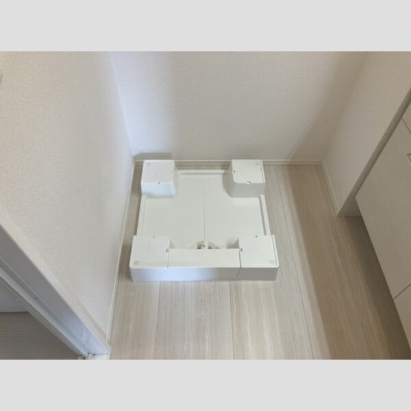 その他 (洗濯機置き場)