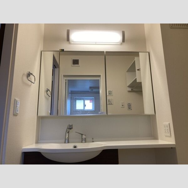 洗面所 (洗面台)