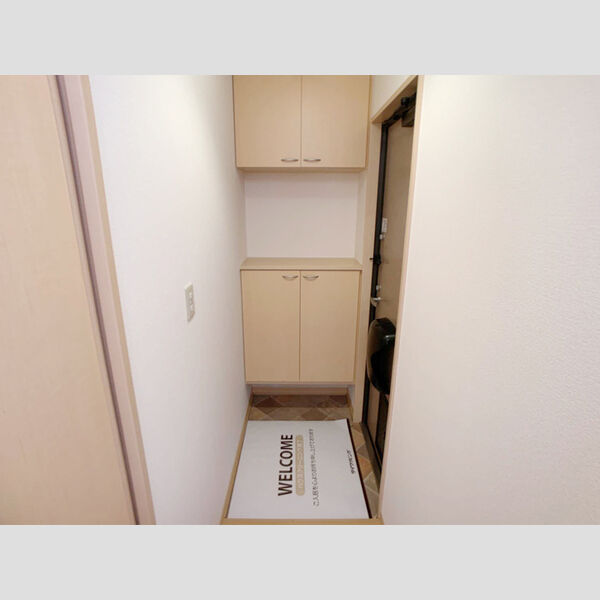 玄関 (玄関)