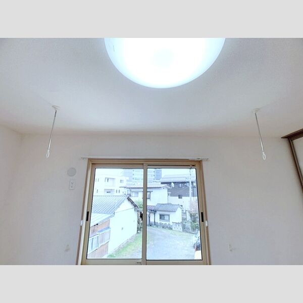 その他 (室内物干し)