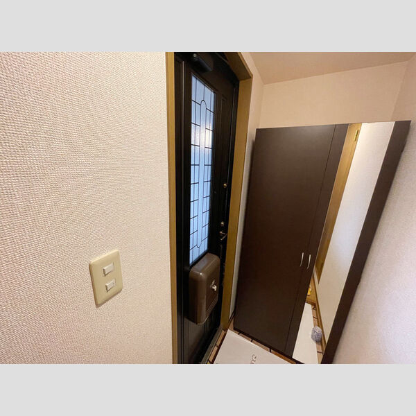 玄関 (玄関)