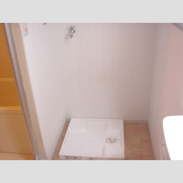 その他設備 (洗濯機置き場)