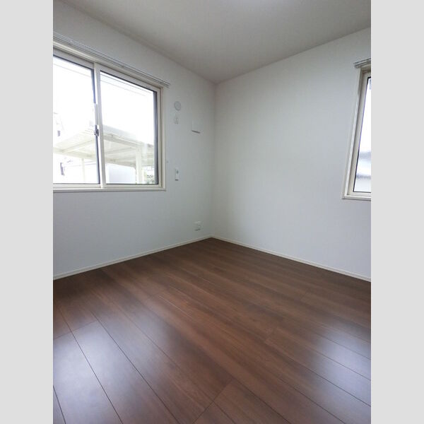 その他 (洋室5.6帖)