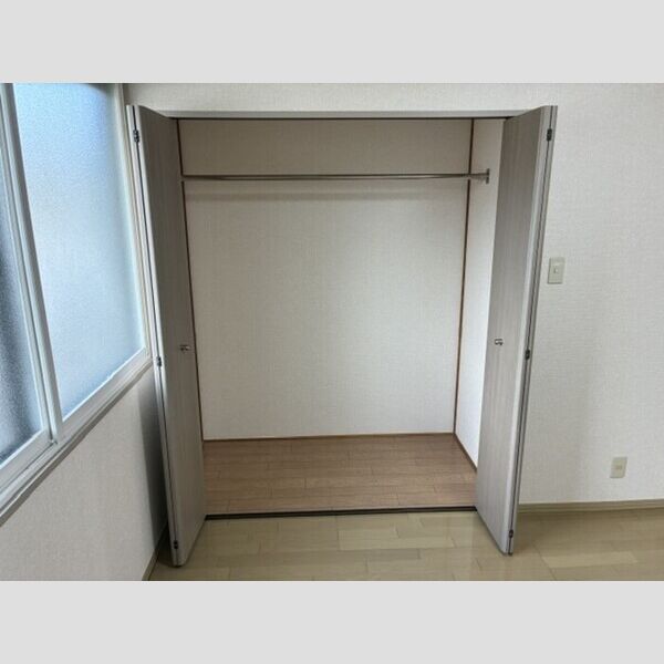 収納 (クローゼット)