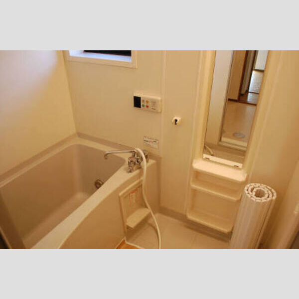 バス (A201 浴室)
