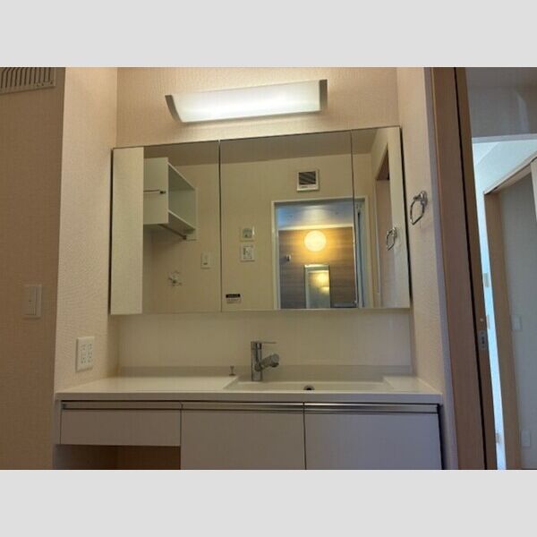 洗面所 (洗面台)