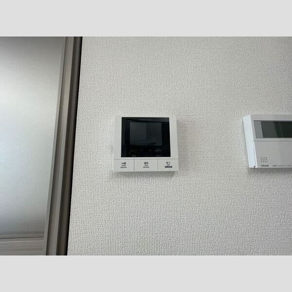 その他設備 (モニター付きインターホン)