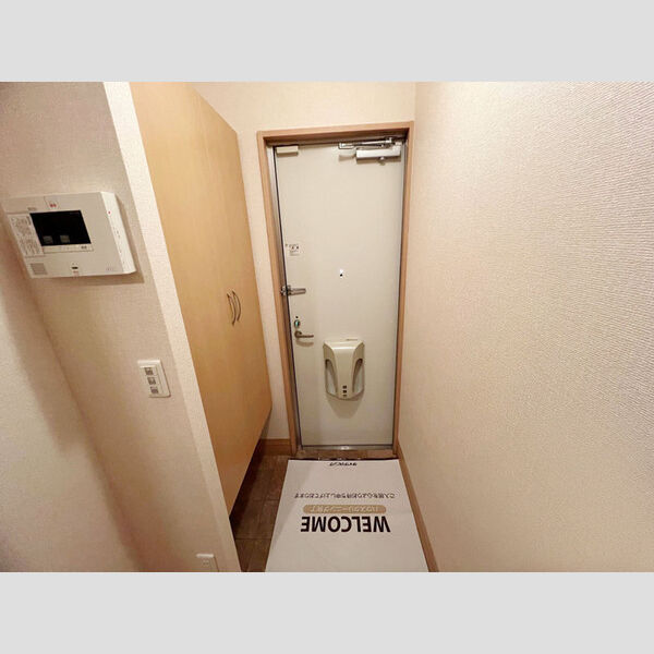 玄関 (玄関)