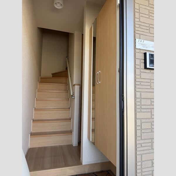 玄関 (シューズBOX)