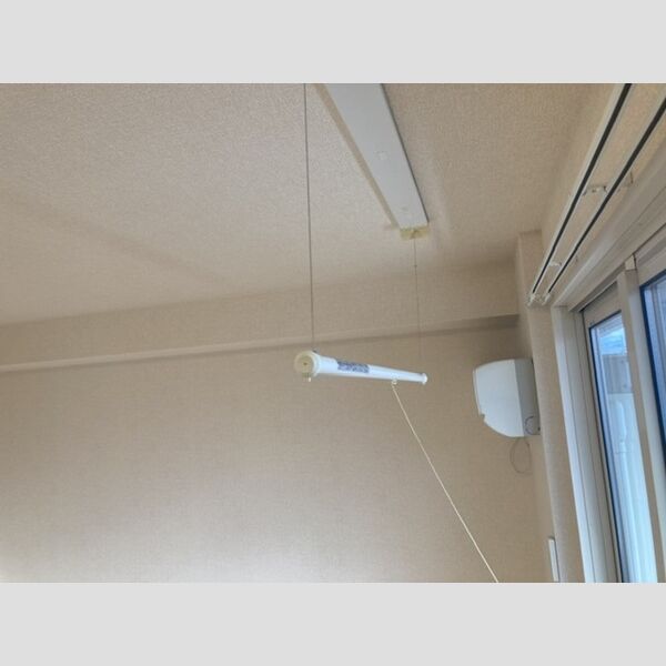 その他 (室内物干)