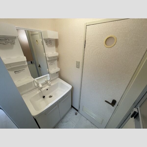 洗面所 (洗面所)