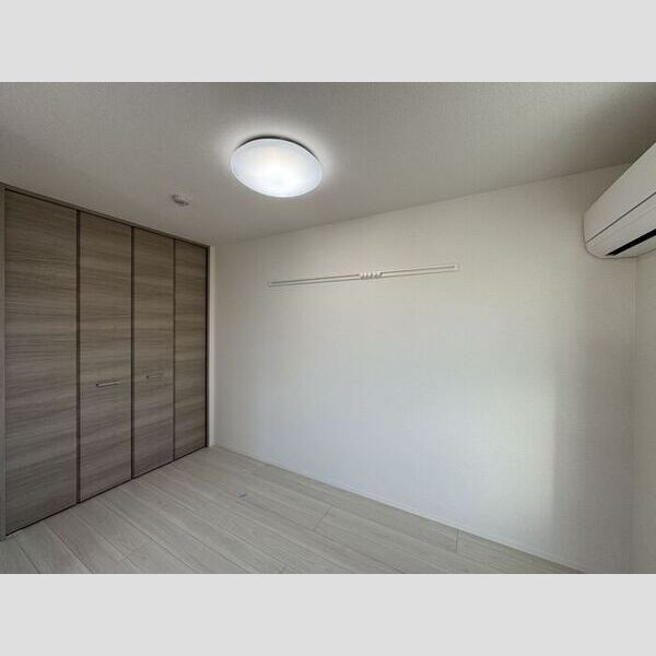 その他 (洋室5帖)