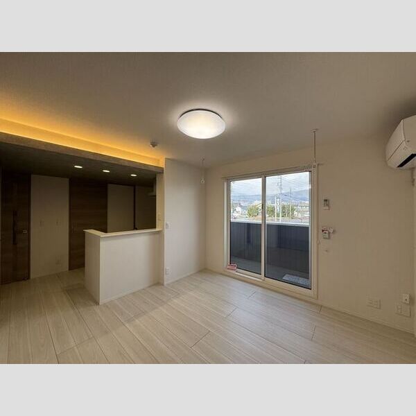 居室・リビング (LDK10.9帖)