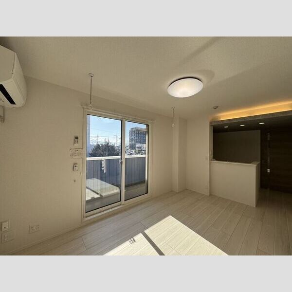 居室・リビング (LDK10.7帖)