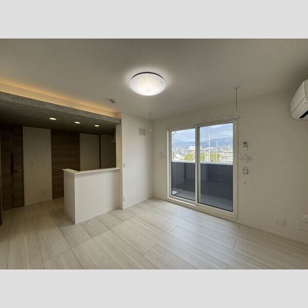 居室・リビング (LDK10.9帖)