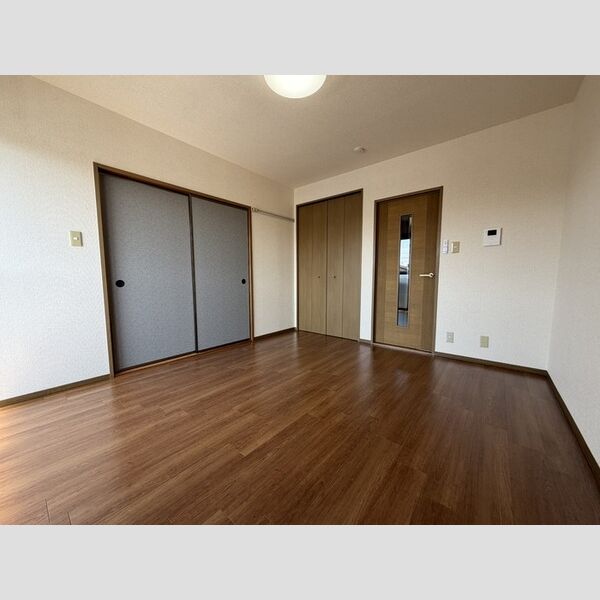 その他 (南洋室)