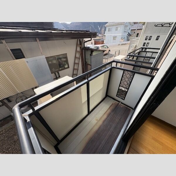 バルコニー・ベランダ (バルコニー)