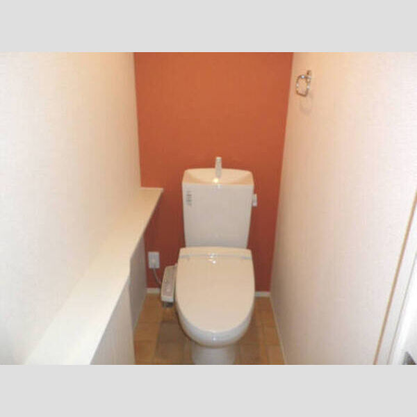 トイレ (103号室 温水洗浄便座付トイレ)