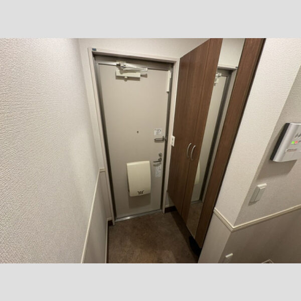 玄関 (玄関)
