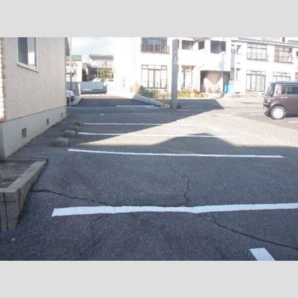 駐車場 (駐車場)