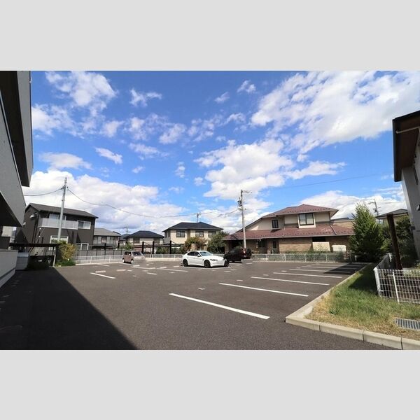 駐車場 (駐車場)