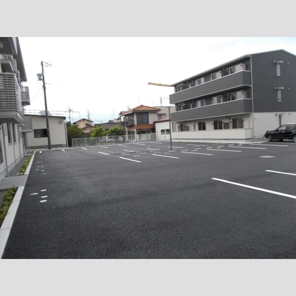 駐車場 (駐車場)