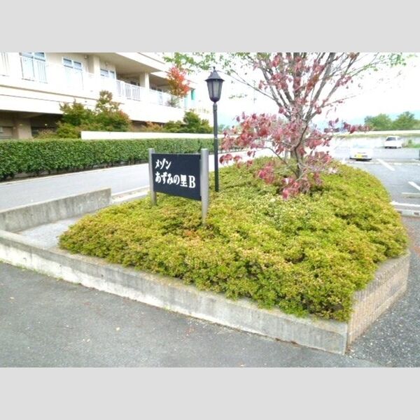 エントランス (物件入り口)