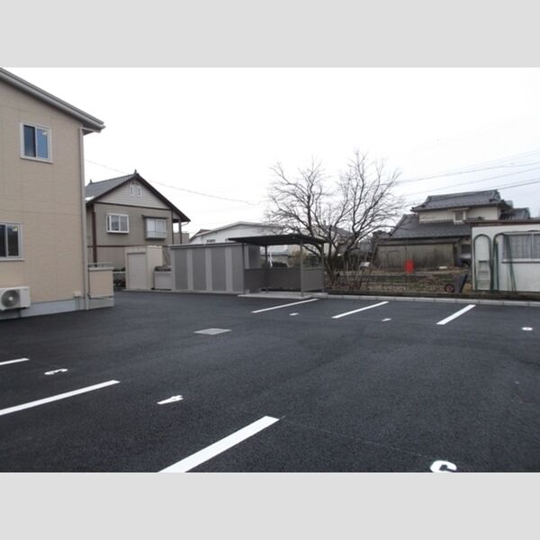駐車場 (駐車場)