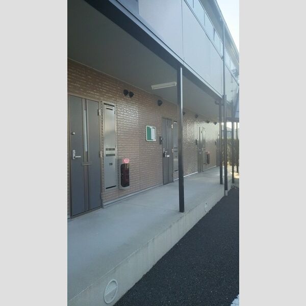 エントランス (共用部)