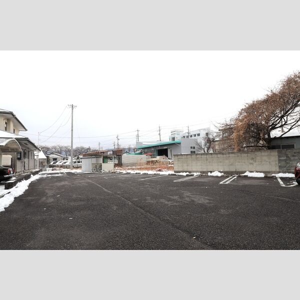 駐車場 (駐車場)