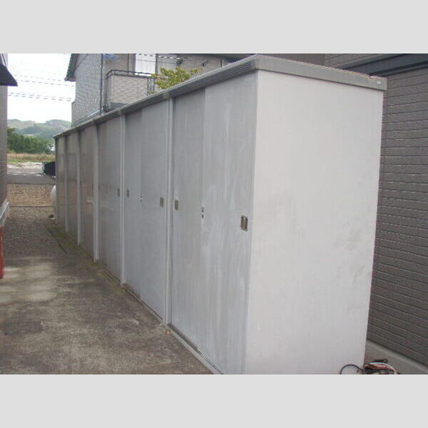 現地周辺 (物置)