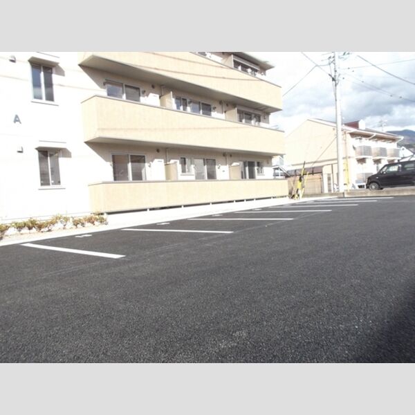 駐車場 (駐車場)