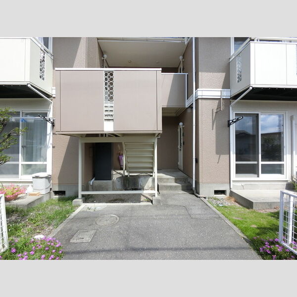 エントランス (エントランス)