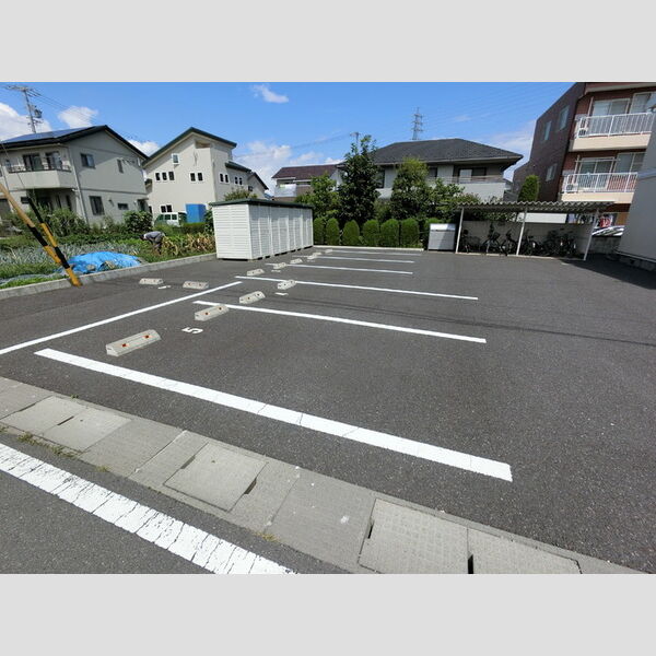 駐車場 (駐車場)