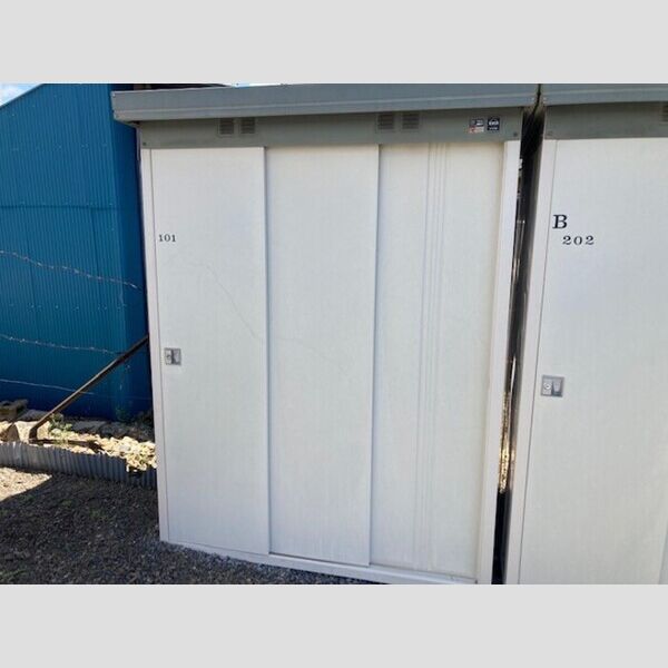 現地周辺 (専用物置)