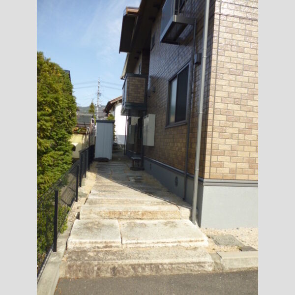 エントランス (入口)