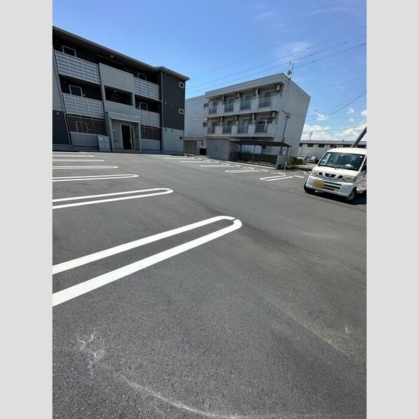 駐車場 (駐車場)
