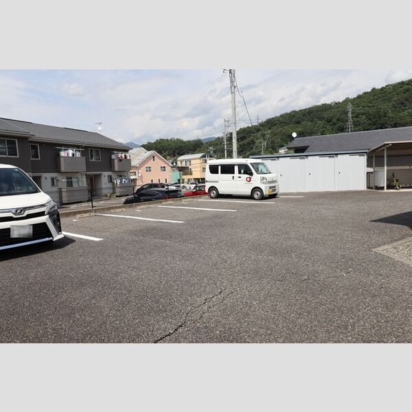 駐車場 (駐車場)