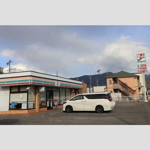 現地周辺 (セブンイレブン松本井川城店)