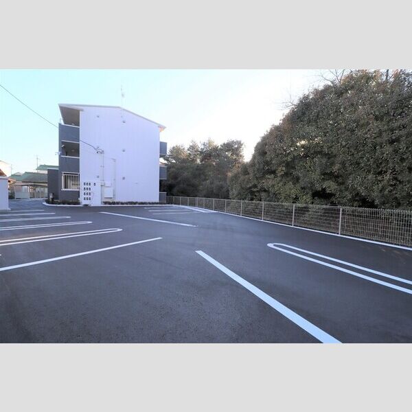 駐車場 (駐車場)