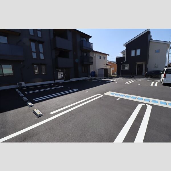 駐車場 (駐車場)