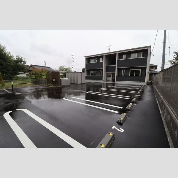 駐車場 (駐車場)