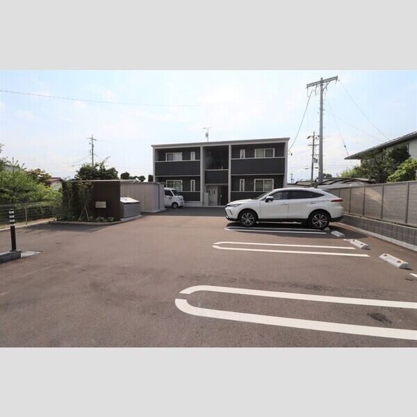 駐車場 (駐車場)