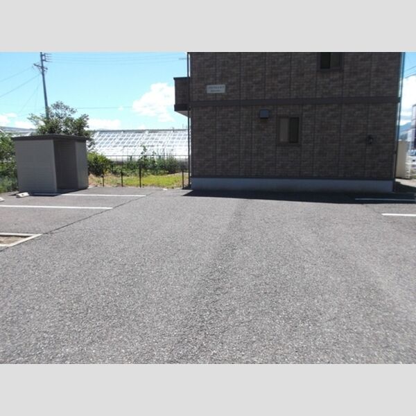 駐車場 (駐車場)