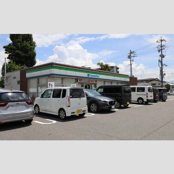 現地周辺 (ファミリーマート北松本店)