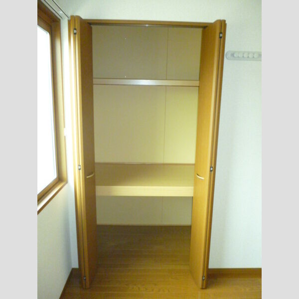 収納 (北室収納)