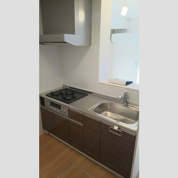 キッチン (対面システムキッチン)