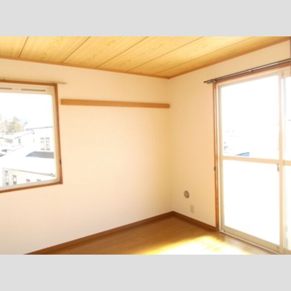 その他 (南側洋室)